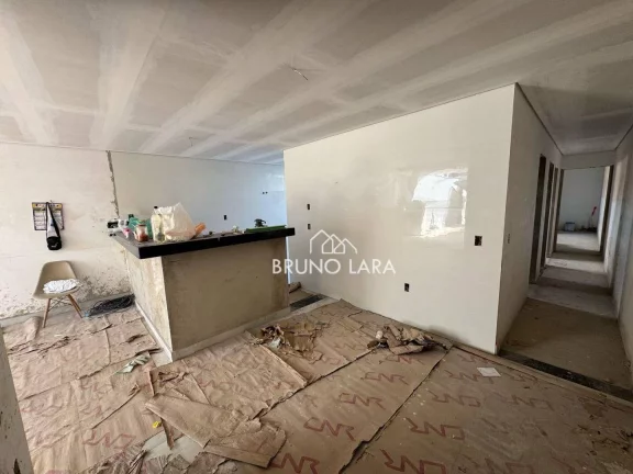 Imagem Casa á venda em Betim MG - Bairro Guarujá Mansões