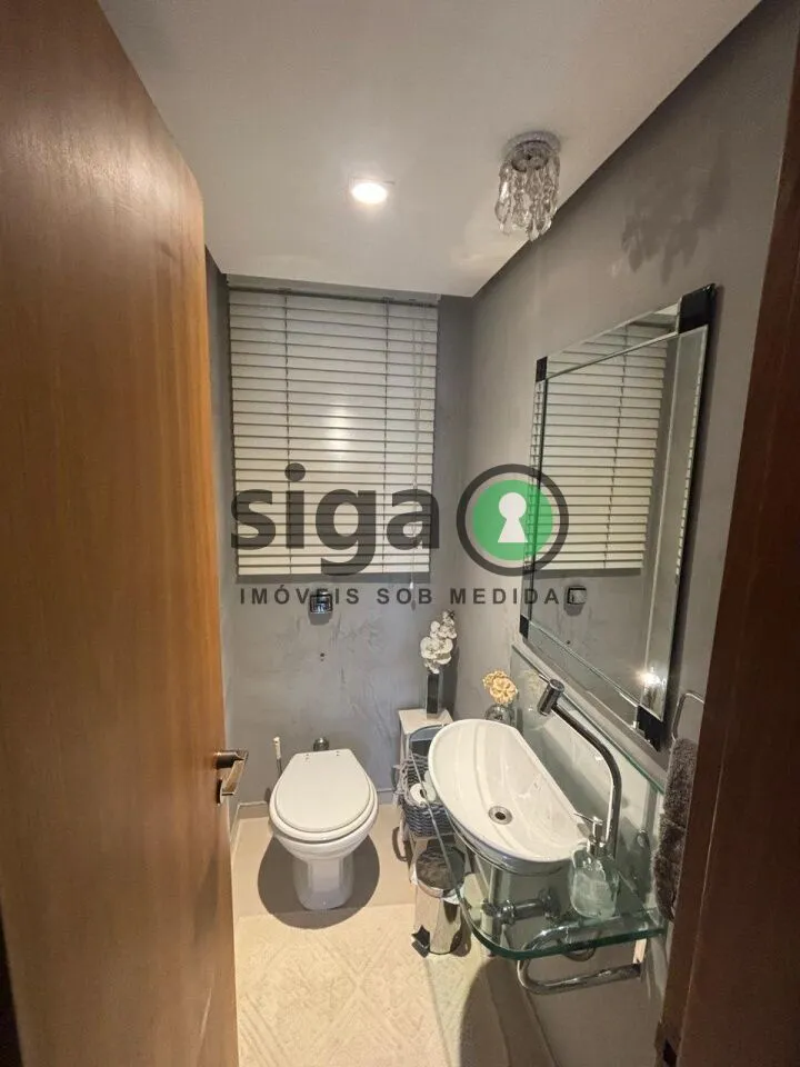 Imagem Apartamento de 147m² com 4 dormitóriose 3 vagas - Interlagos- São Paulo/SP