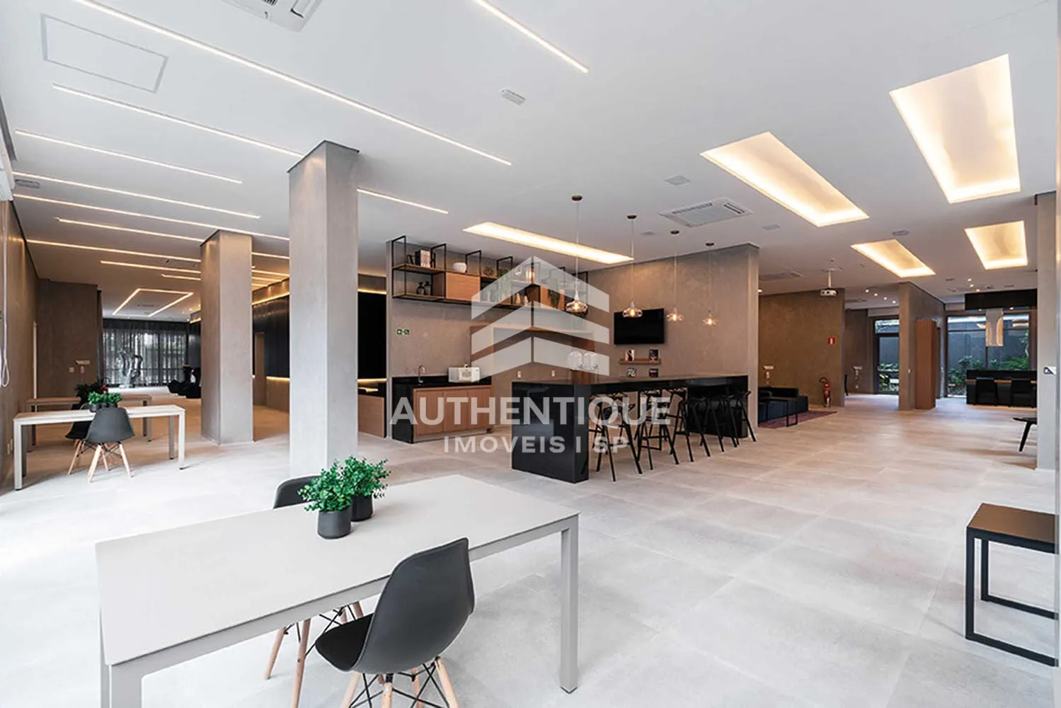 Imagem Z COTOVIA MOEMA - Apartamento à venda em São Paulo/SP