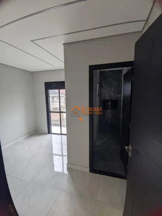 Imagem Sobrado com 3 dormitórios à venda, 300 m² por R$ 1.917.000,00 - Jardim Santa Clara - Guarulhos/SP