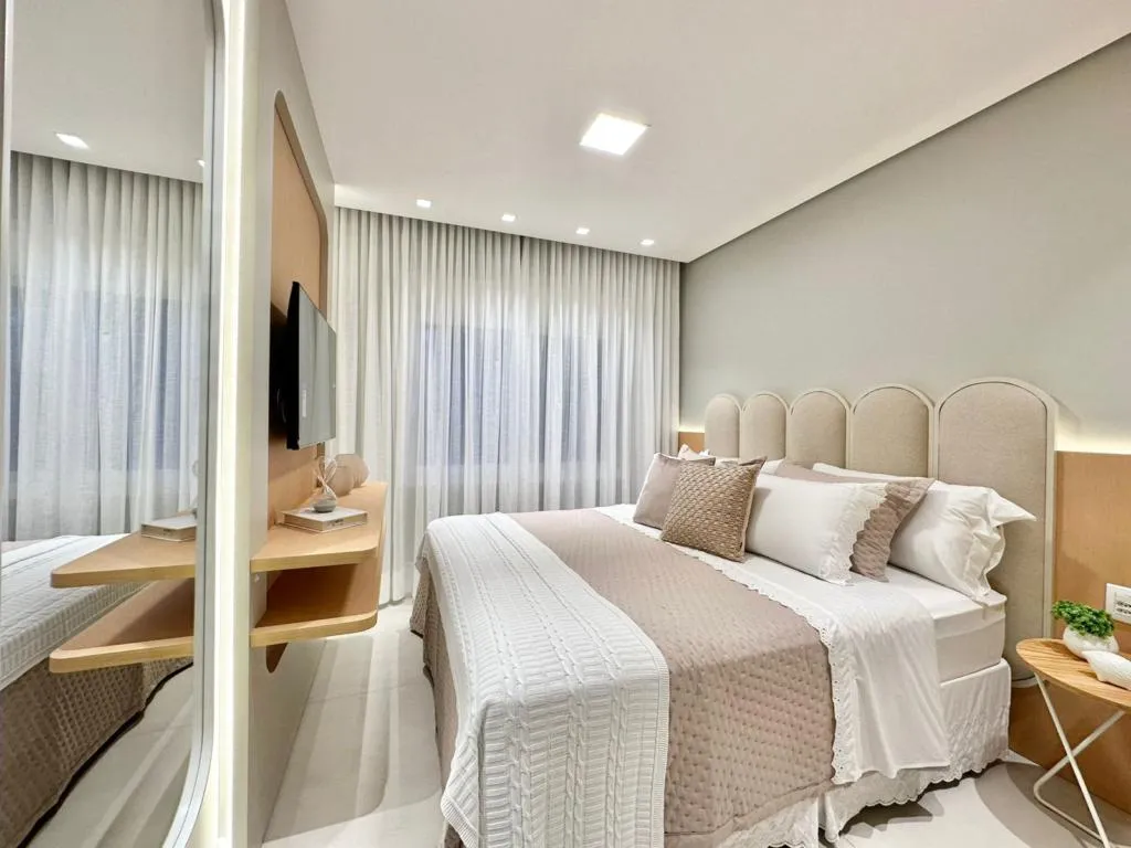 Imagem Casa em Condominio 5 Dormitórios - Bairro --