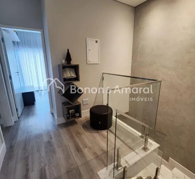 Imagem "Sobrado Moderno com 3 Suítes, Piscina e Área Gourmet no Condomínio Vila Murano - Valinhos"
