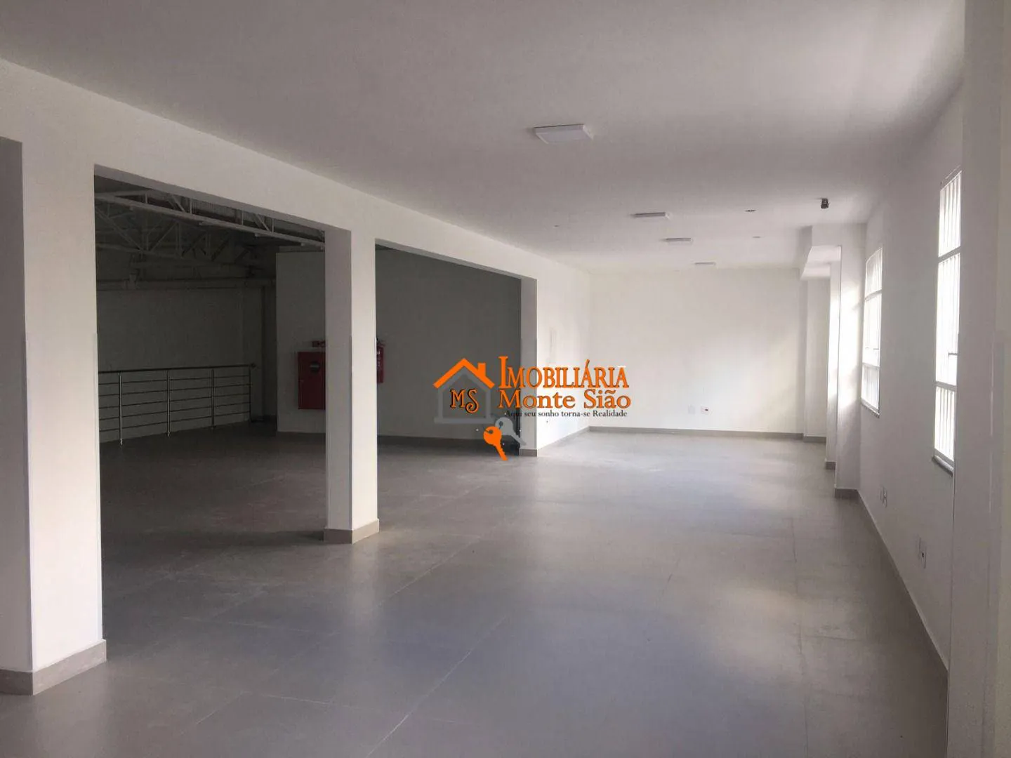 Imagem Galpão para alugar, 1861 m² por R$ 130.405,00/mês - Penha de França - São Paulo/SP