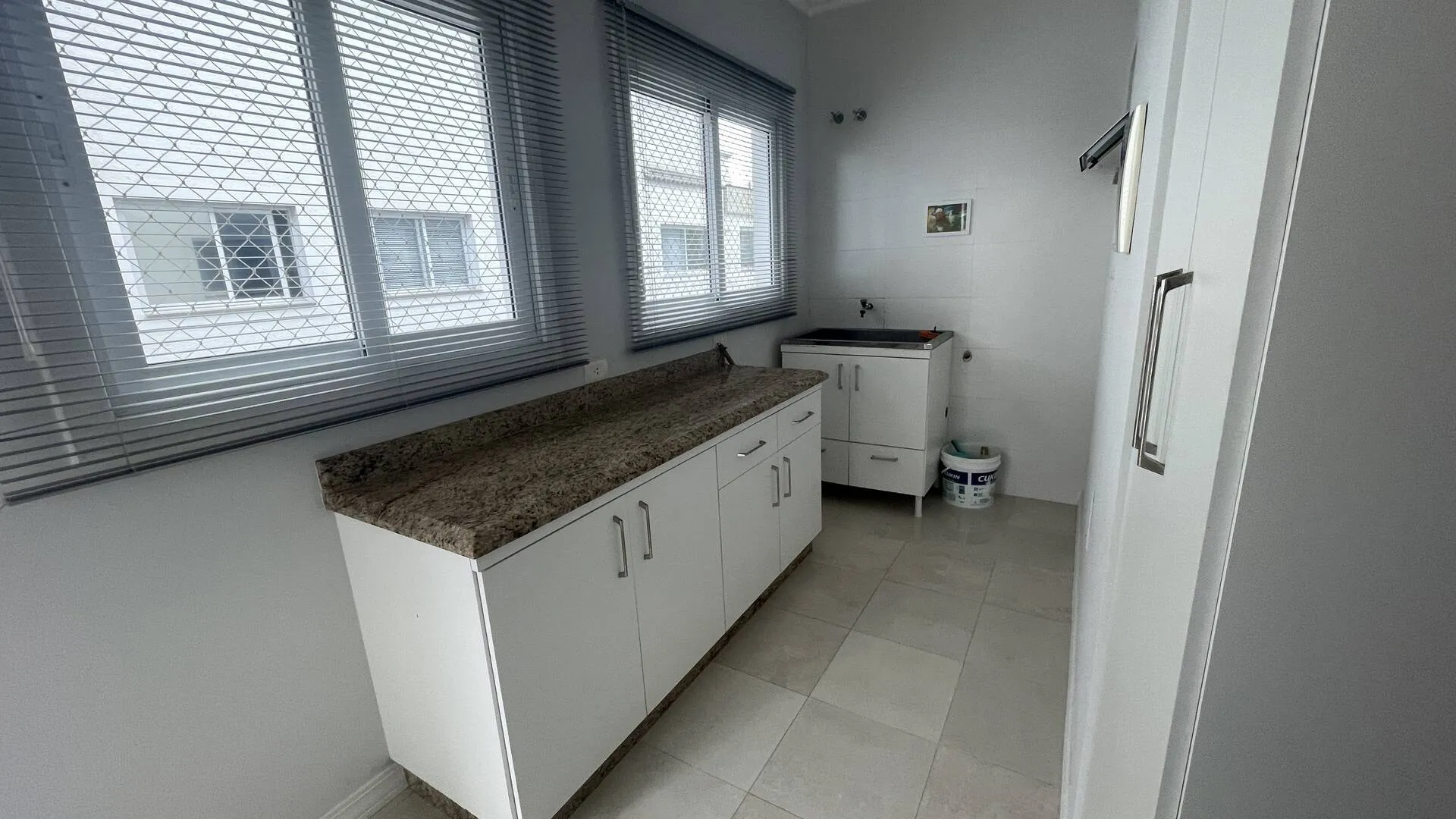 Imagem Casa Em Jurerê - 600 metros da praia