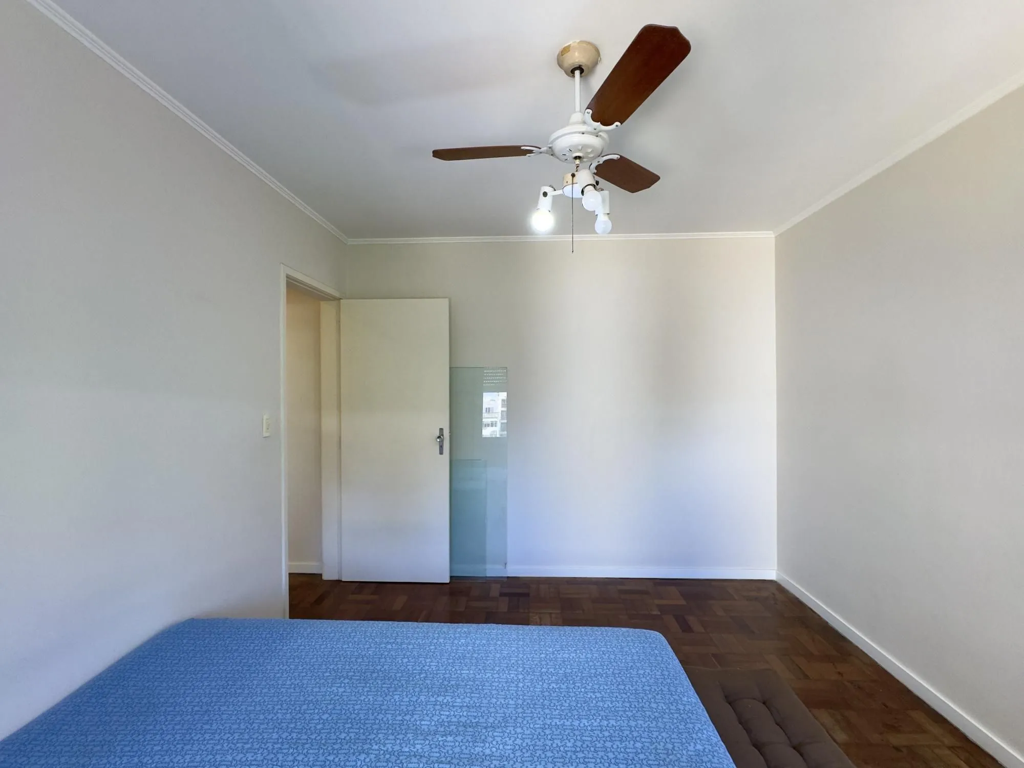 Imagem Apartamento 1 dormitório, super amplo, com vaga de garagem no Centro Histórico