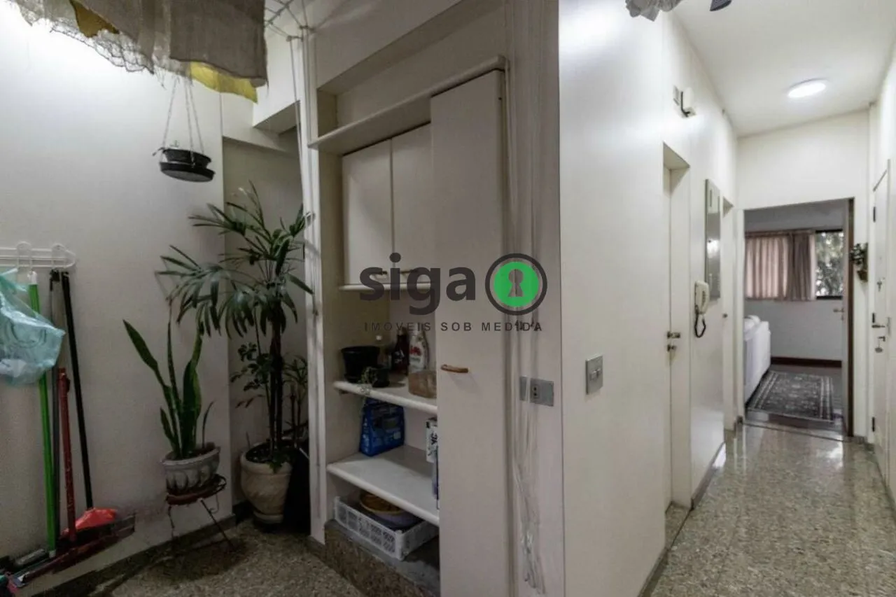 Imagem Apartamento em Moema de 4 Quartos com 4 Vagas - 275m² à Venda.