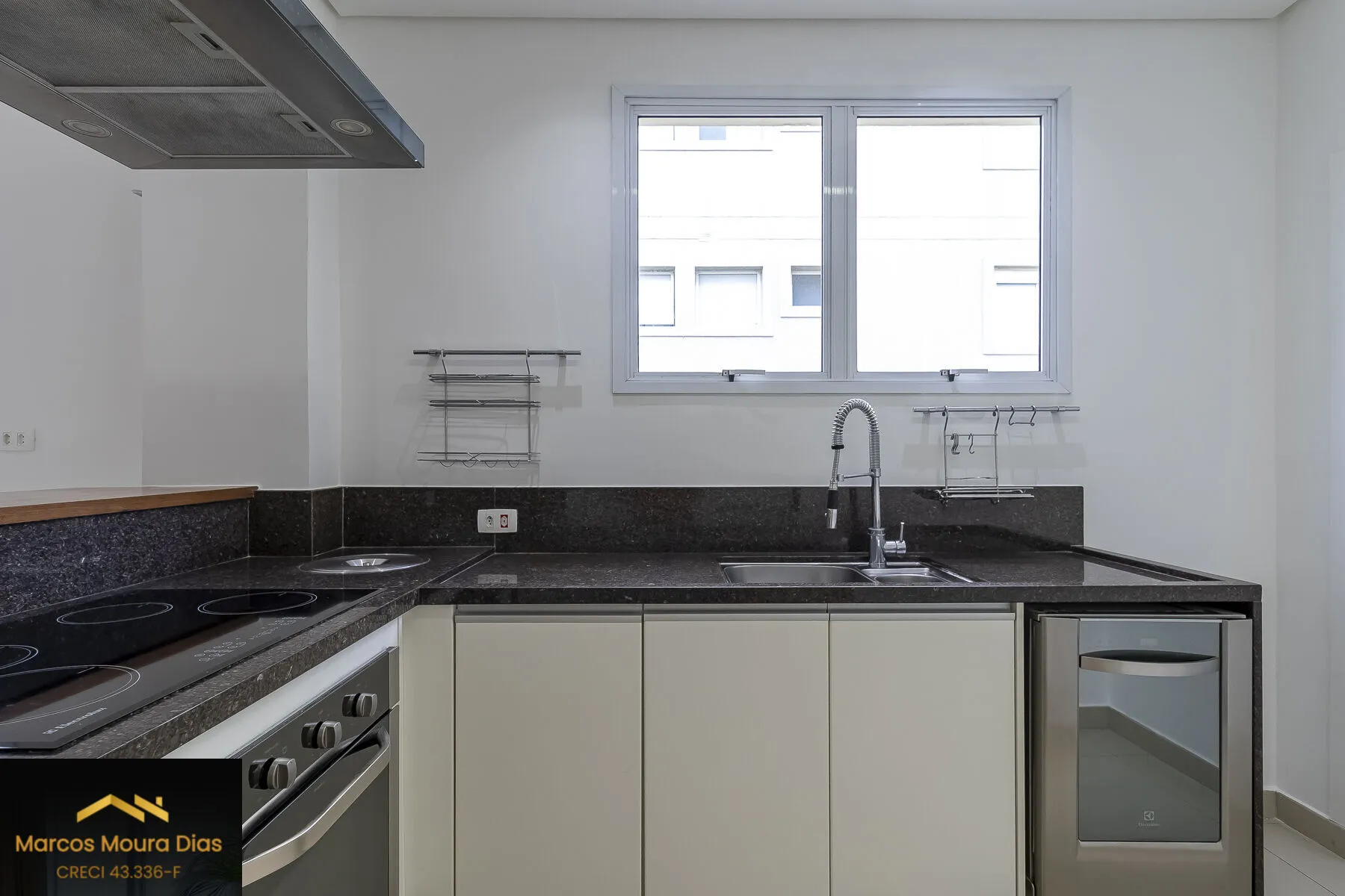 Imagem Apartamento Reformado e equipado Al.Jaú, 162 m2, pronto para morar