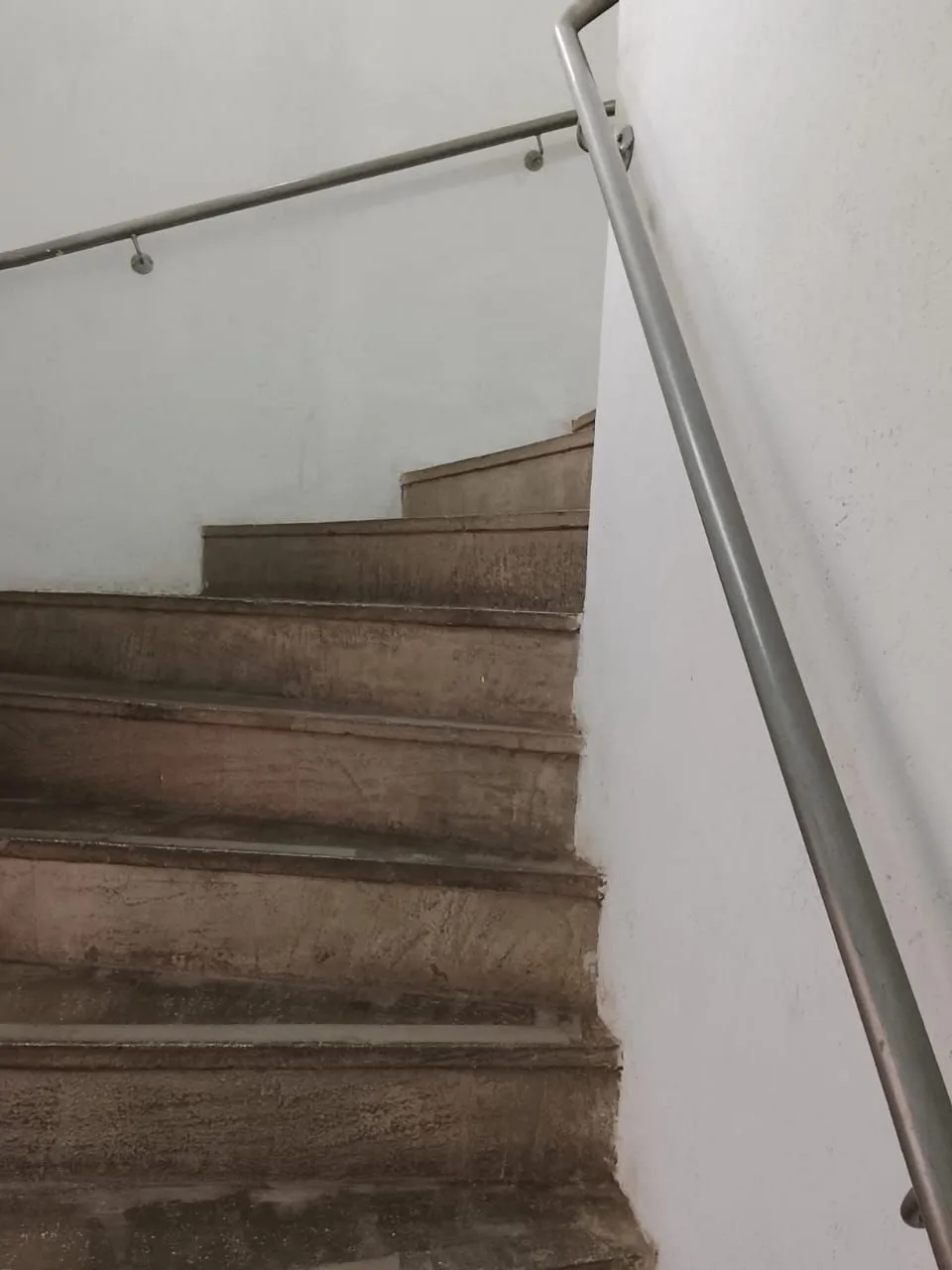 Imagem Excelente apto 2 dormitório recém reformado, vaga coberta e fechada - Vila Ipiranga