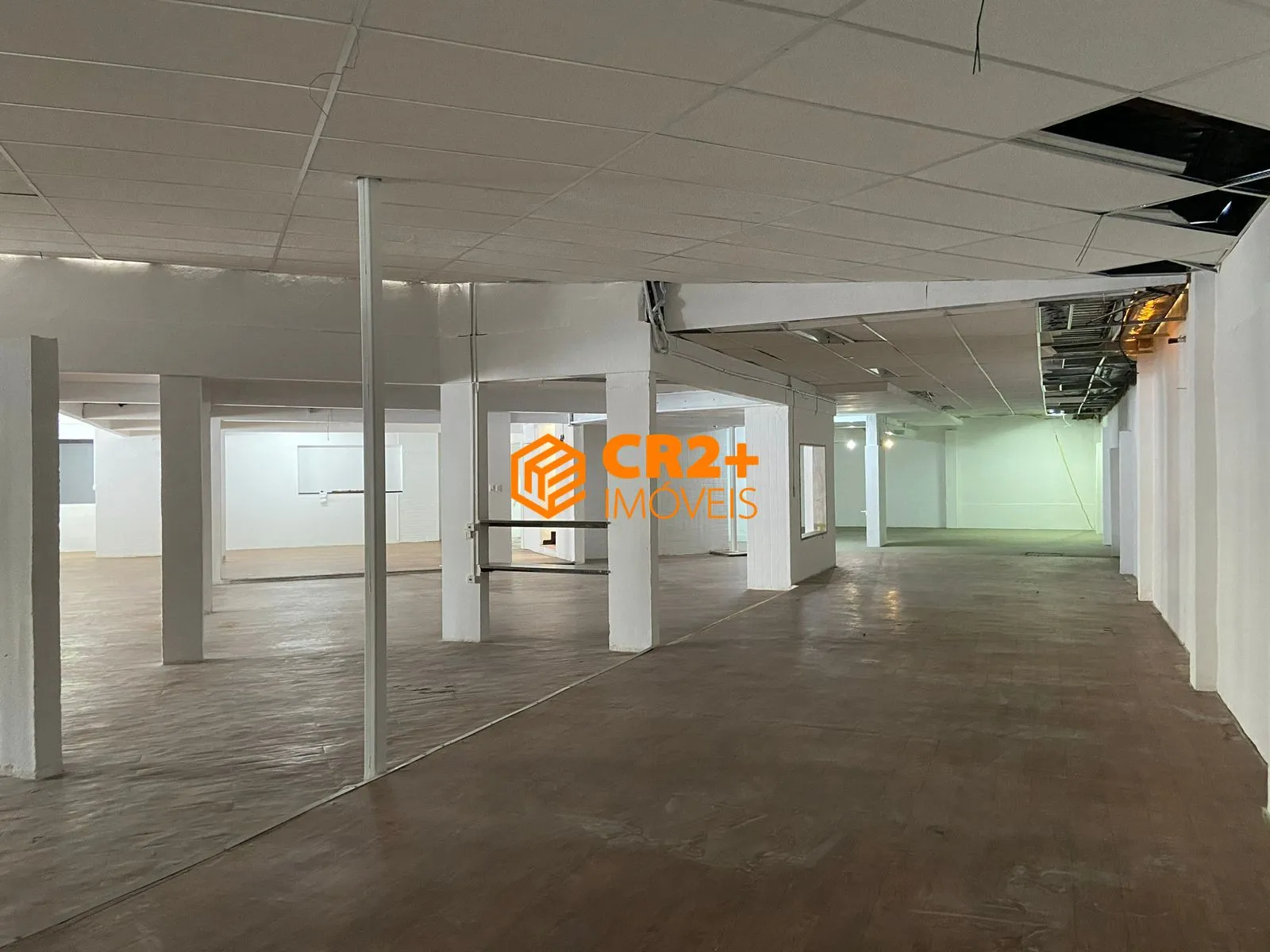 Imagem Vendo Casa de esquina em Piedade, Térreo + 1 andar, 702 metros