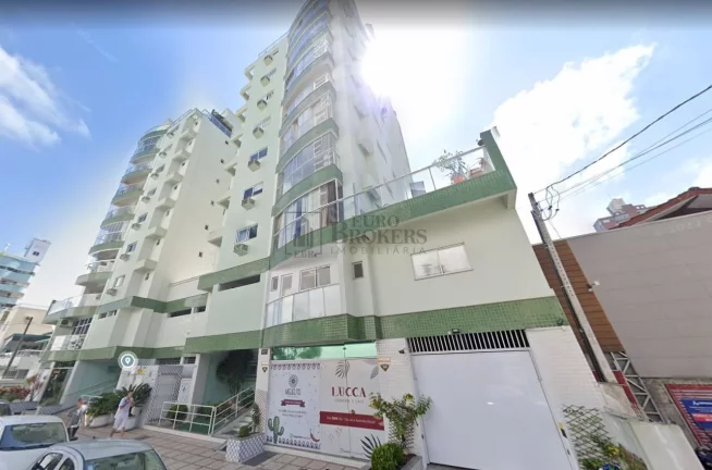 Imagem Apartamento com 03 dormitórios no Centro de Balneário Camboriú.