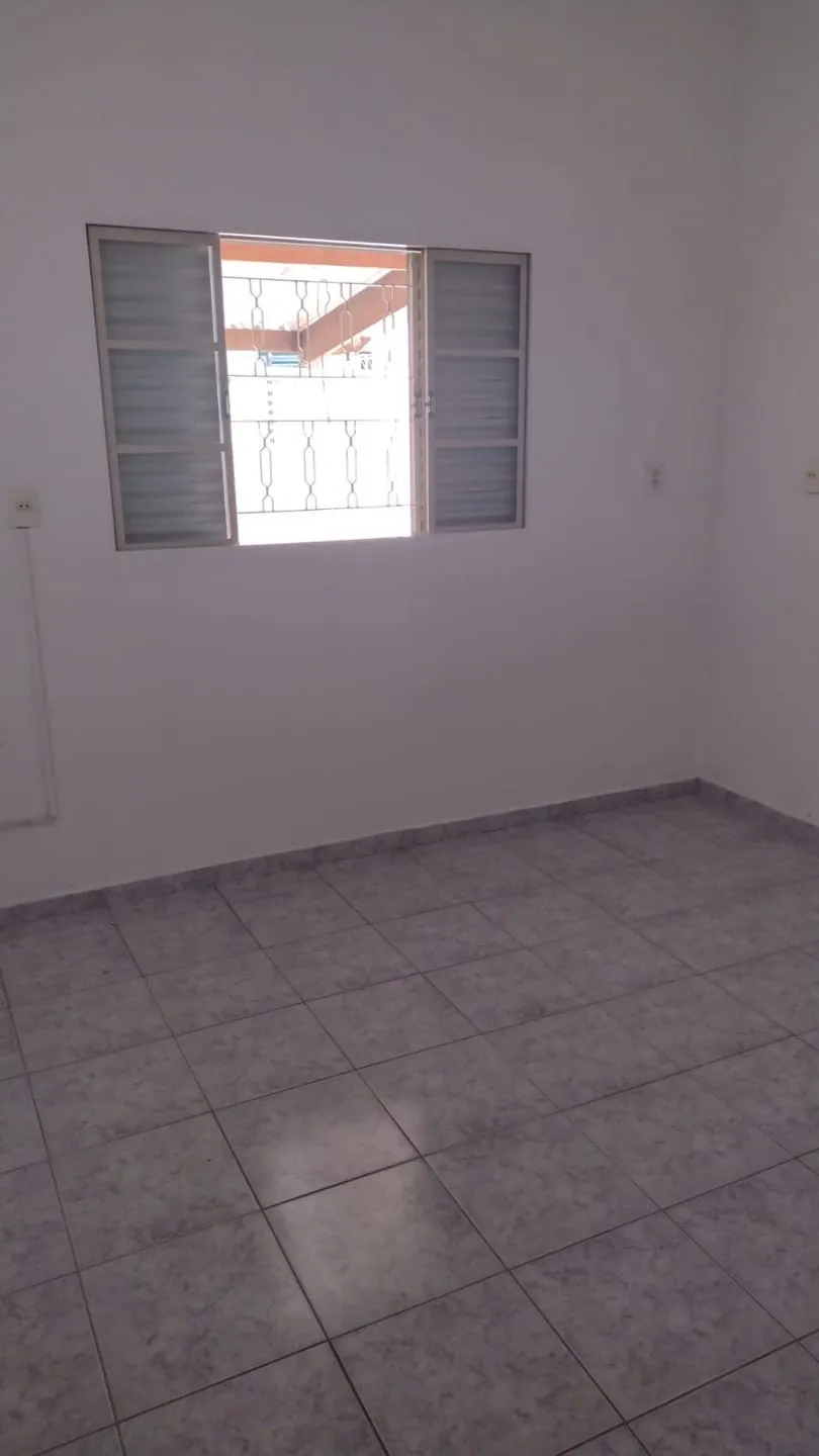 Foto do imóvel Casa à venda 2 Quartos, 1 Suite, 2 Vagas, 125M², Abaete, Taubaté - SP