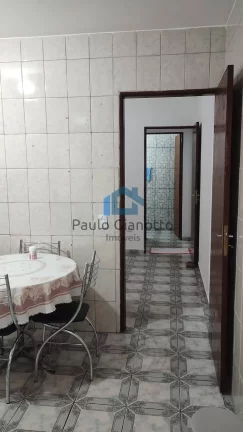Imagem Sobrado à Venda na Granja Carolina em Cotia / SP