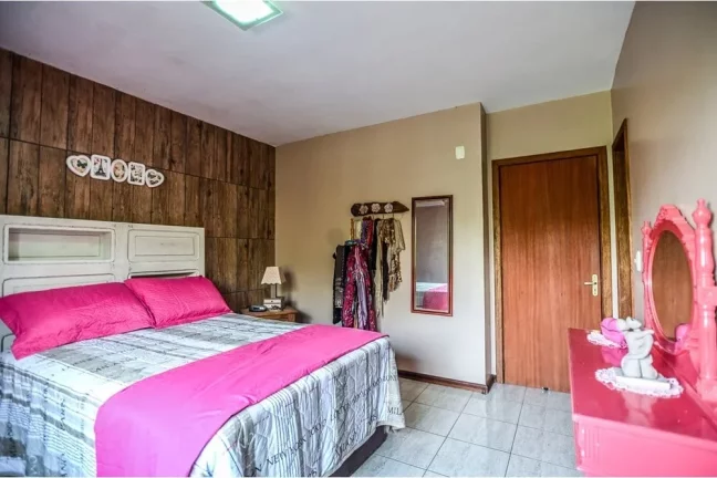 Imagem Casa para venda no bairro Serraria em Porto Alegre
