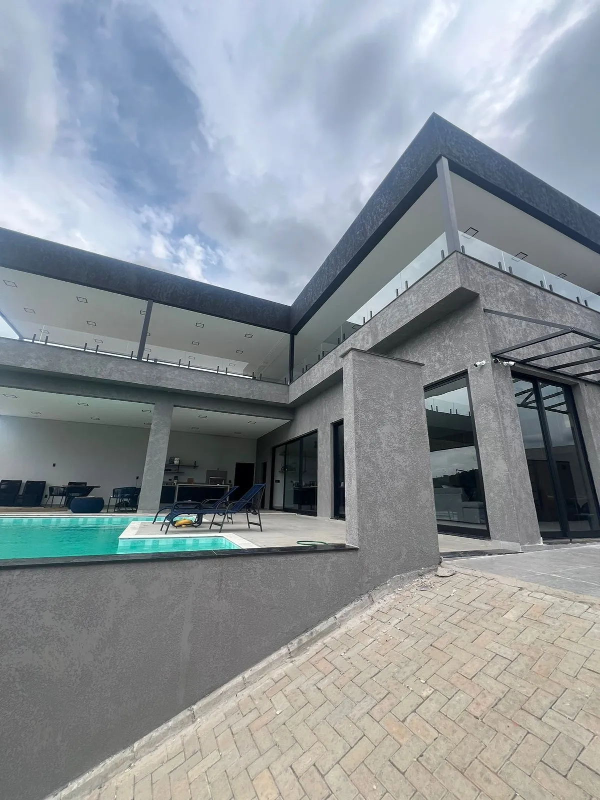 Foto do imóvel Luxuosa Casa de 700m² em Santa Isabel - Beira da Água com 6 Suítes em Jardim de Portugal, SANTA ISABEL - SP