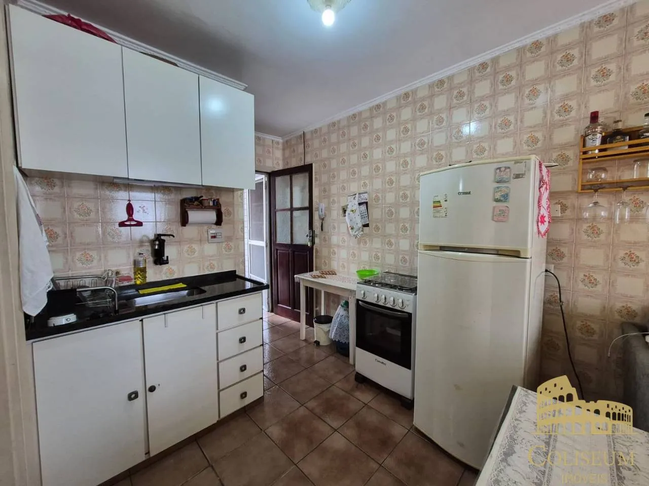 Imagem Apartamento com 2 dormitórios à venda, 50 m² por R$ 300.000,00 - Canto do Forte - Praia Grande/SP