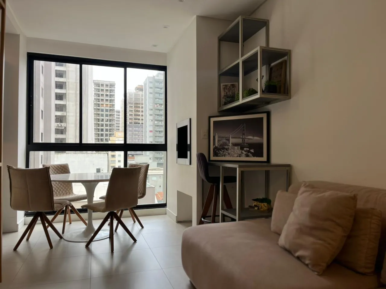 Imagem Apartamento à venda com 70m2 por R$ 920.000,00