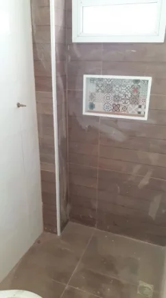 Imagem CASA DE CONDOMÍNIO NO MARACANÃ 2 DORMITÓRIOS 1 SUÍTE!!!