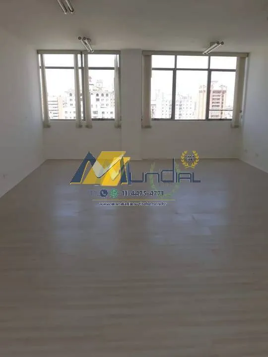 Imagem Vendo Sala Comercial em Santo André, Centro, Av Portugal