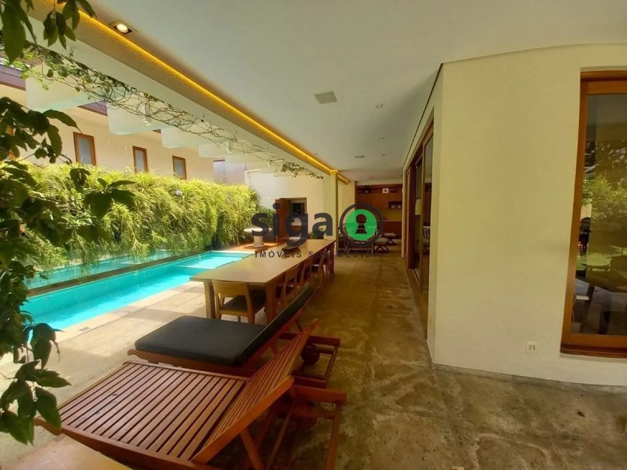 Imagem Casa em Condomínio a venda na Cidade Jardim com 4 quartos