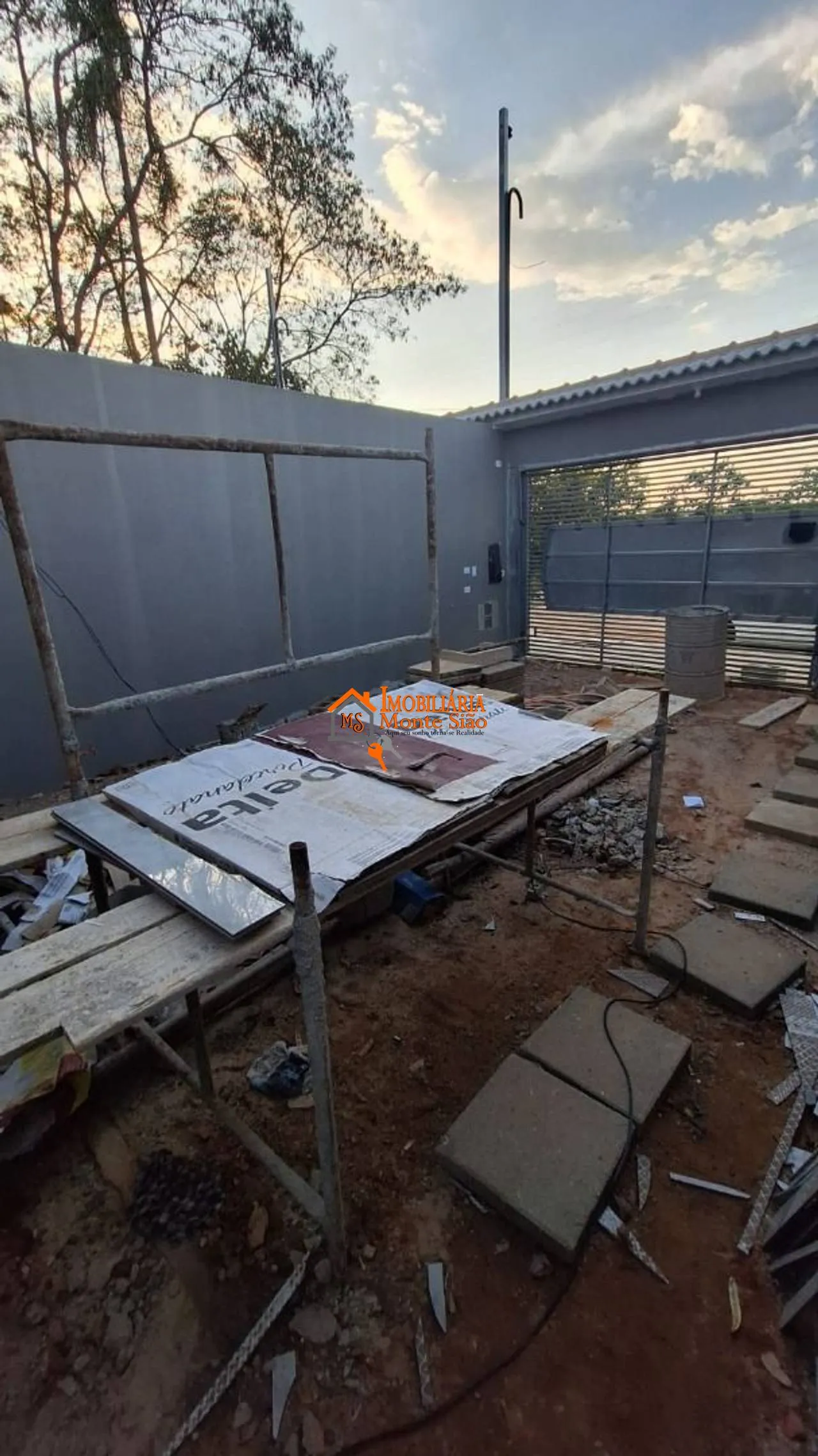 Imagem Casa com 2 dormitórios à venda, 70 m² por R$ 500.000,00 - Jardim Rio Negro - Itaquaquecetuba/SP