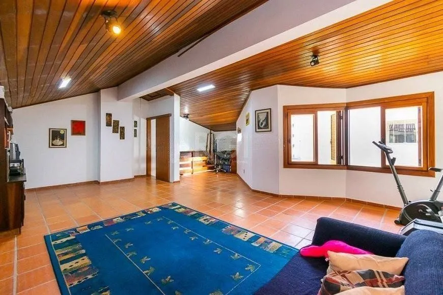 Imagem Casa Em Condomínio 224m², Bairro Tristeza