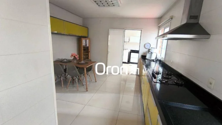 Imagem Sobrado à venda, 350 m² por R$ 3.200.000,00 - Jardins Madri - Goiânia/GO