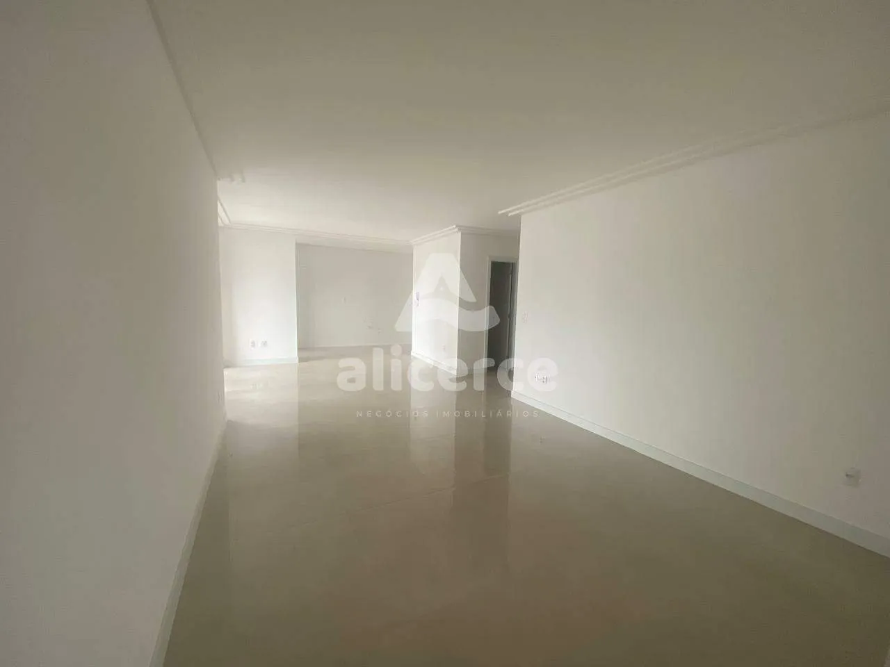 Imagem Apartamento com 03 dormitorio e 03 suítes + lavado, Condições Super Especiai!!!