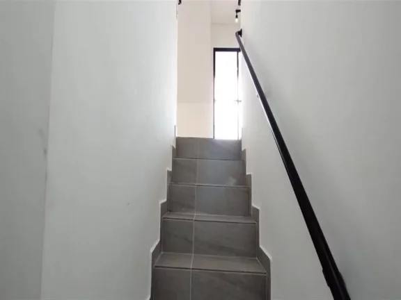 Imagem Sobrado com 3 dormitórios à venda, 92 m² por R$ 480.000 - Maracanã - Praia Grande/SP