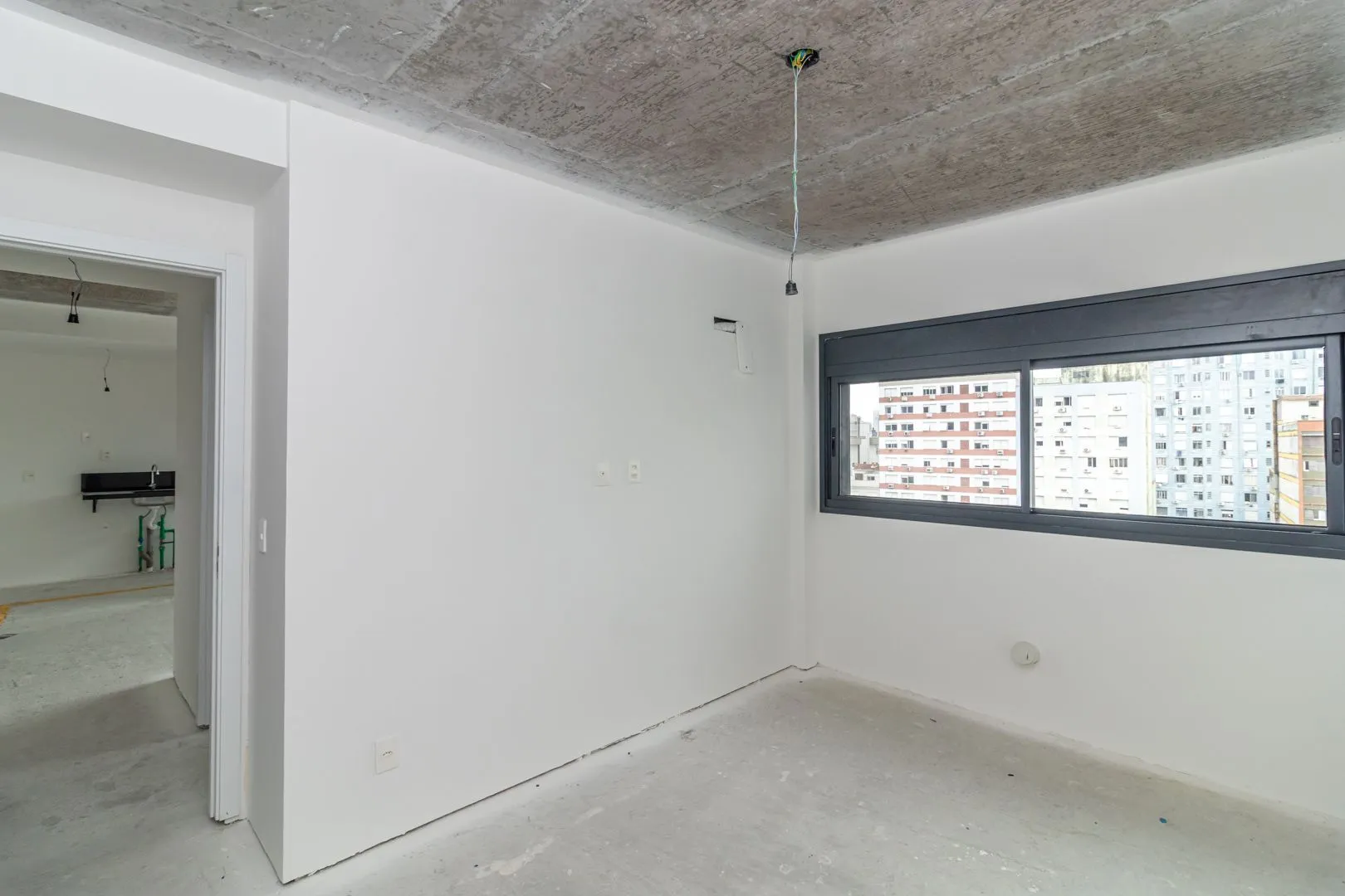 Imagem Apartamento no Go Cidade Baixa de 2 dormitórios vaga e infra DESOCUPADO