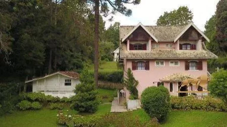 Imagem Casa com 5 dormitórios para alugar, Capivari - Campos do Jordão/SP