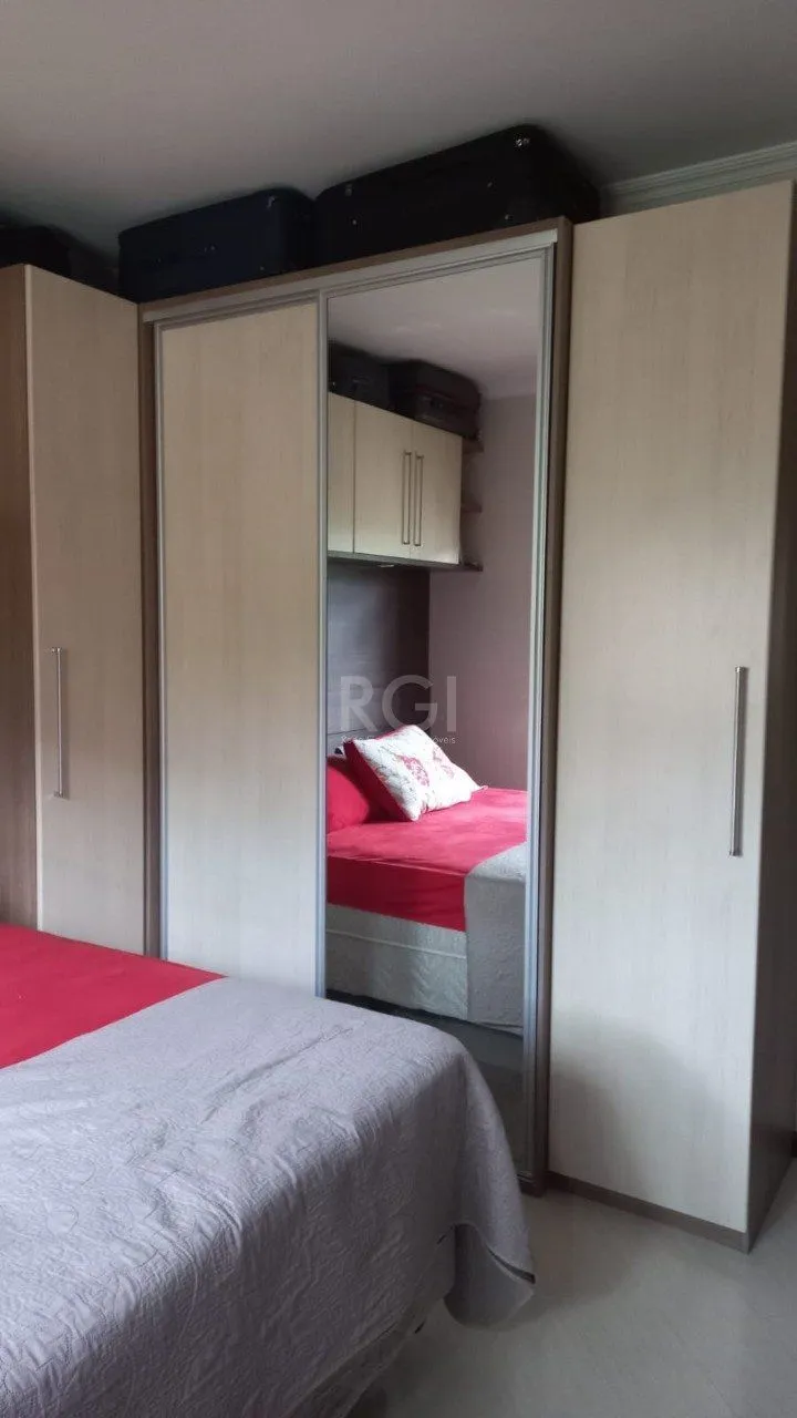 Imagem Casa para Venda - 135m², 3 dormitórios, sendo 1 suites, 2 vagas - Vale Do Sol
