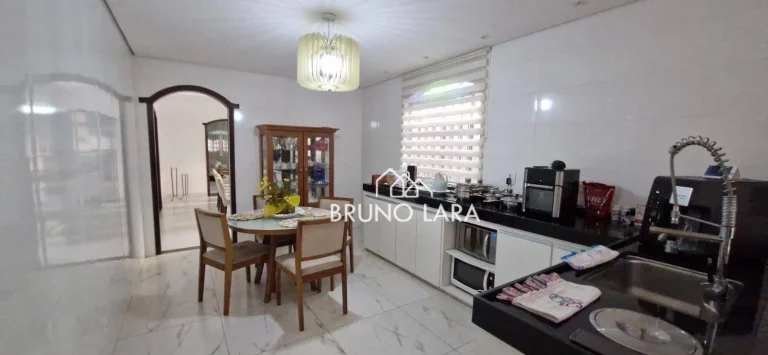 Imagem Casa mobiliada disponível para venda no bairro Jardim Casa Branca - Betim/MG