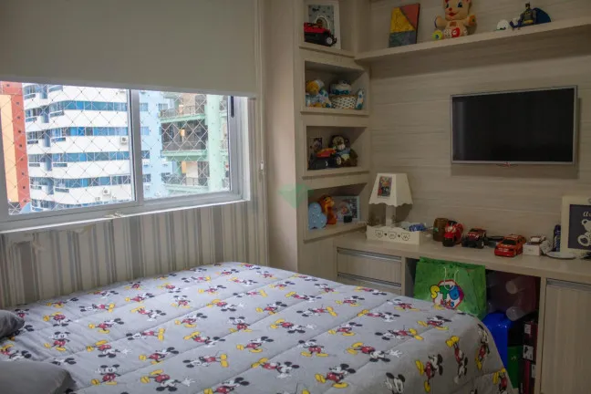 Imagem Apartamento com 3 Quartos à Venda, 144 m²em Meia Praia - Itapema