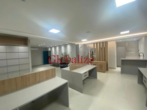 Imagem Sala comercial à venda com 100m², 1 vaga, recepção por R$480.000,00 na Vila Mathias em Santos