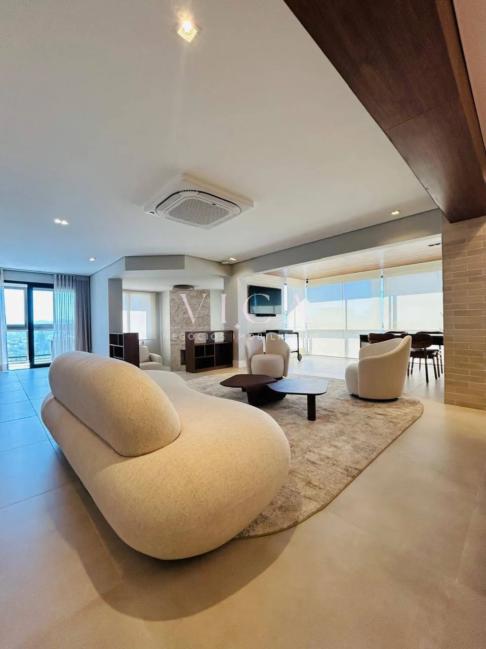 Imagem Apartamento mobiliado com 287 m² a venda por R$ 4.490.000 Alphaville/SP