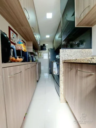 Imagem Apartamento à venda, 56 m² por R$ 315.000,00 - Ermitage - Teresópolis/RJ