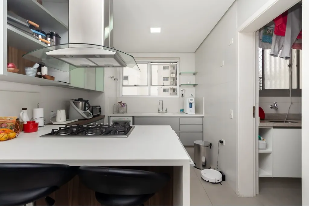 Imagem Cobertura à venda em São Paulo, Campo Belo, com 2 quartos, 191m2