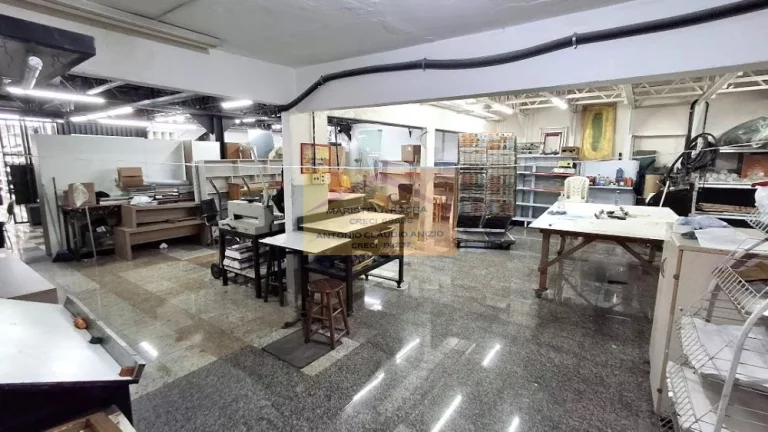 Imagem IMÓVEL COMERCIAL! AVENIDA DOM HÉLDER CÂMARA !