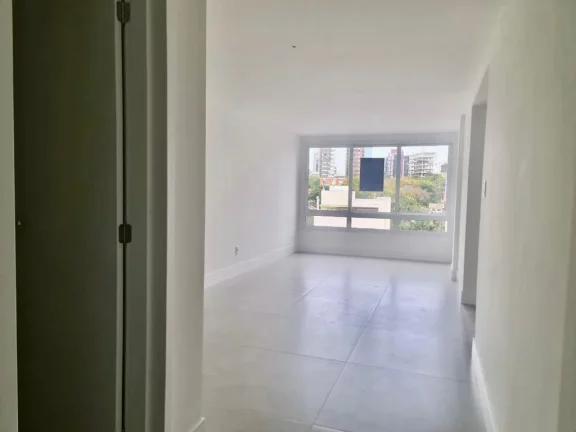 Imagem Algarve - Apartamento à venda no bairro Higienópolis - Porto Alegre/RS
