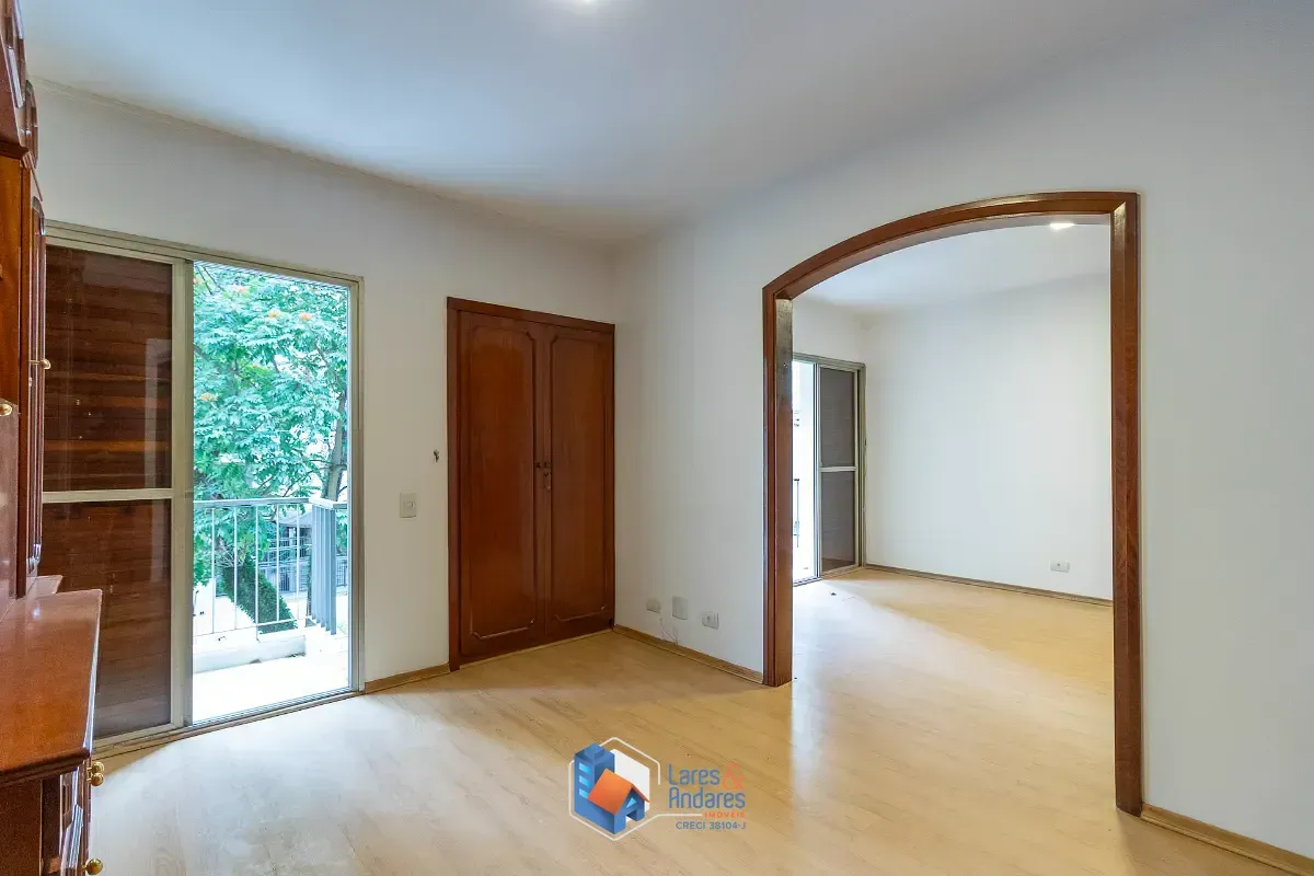 Imagem Apartamento para venda em Moema com 3 quartos, sendo 1 suíte, 172m²