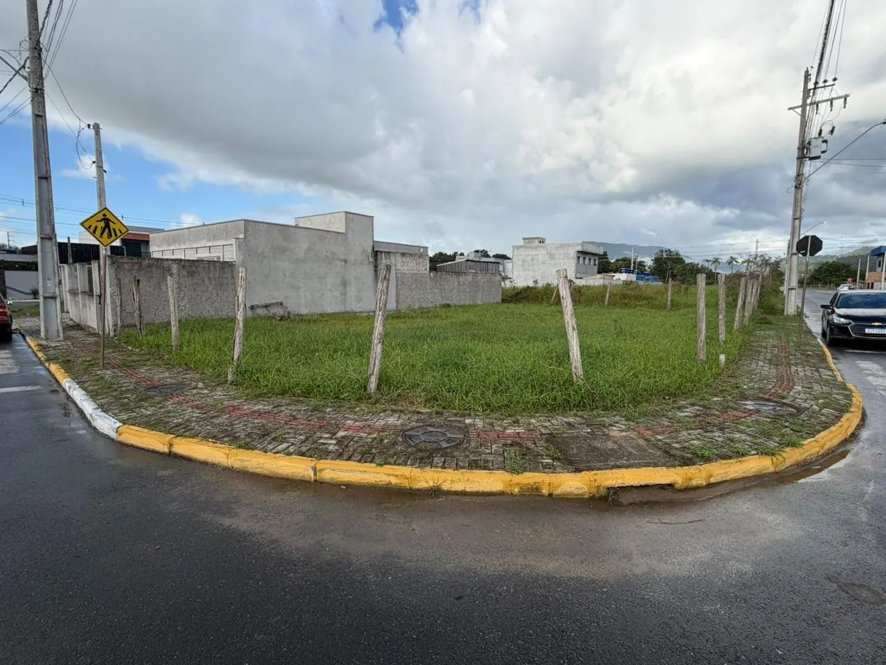 Loteamento à venda com 300m2 por R$ 679.000,00