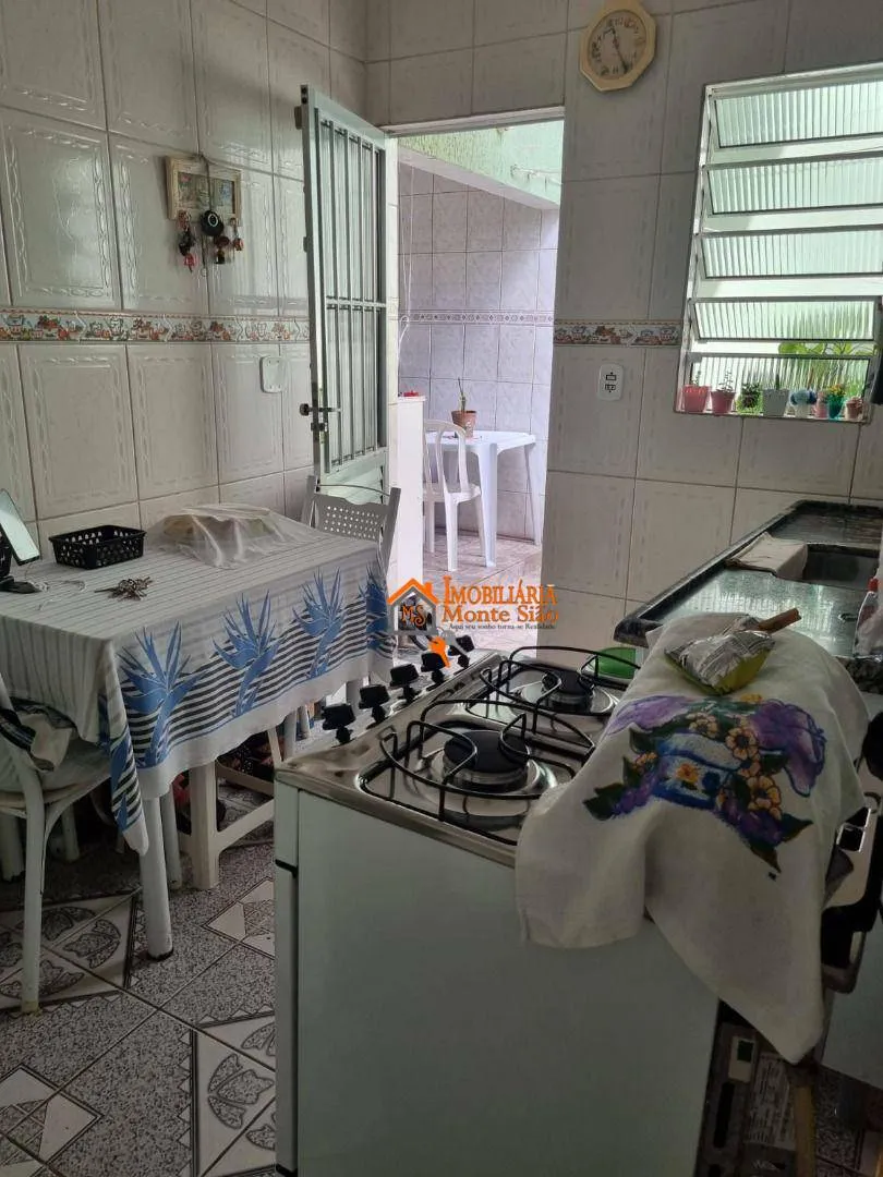 Imagem Sobrado com 3 dormitórios à venda, 132 m² por R$ 690.000 - Jardim Moreira - Guarulhos/SP