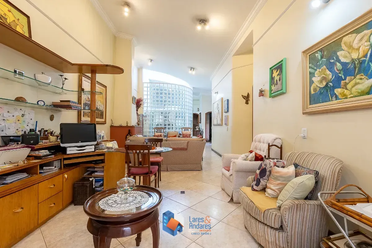 Imagem Casa para venda em Planalto Paulista com 2 quartos, sendo 2 suítes, 230m²