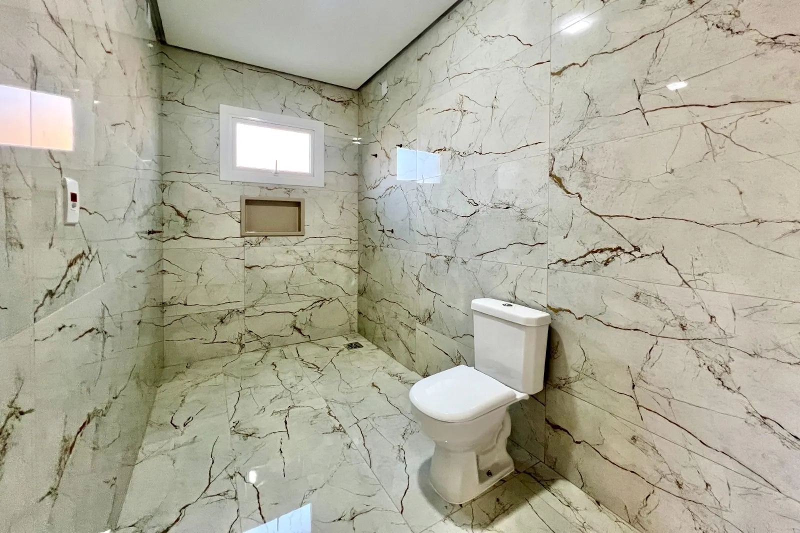 Imagem Casa no Condomínio Reservas do Lago em Nova Santa Rita