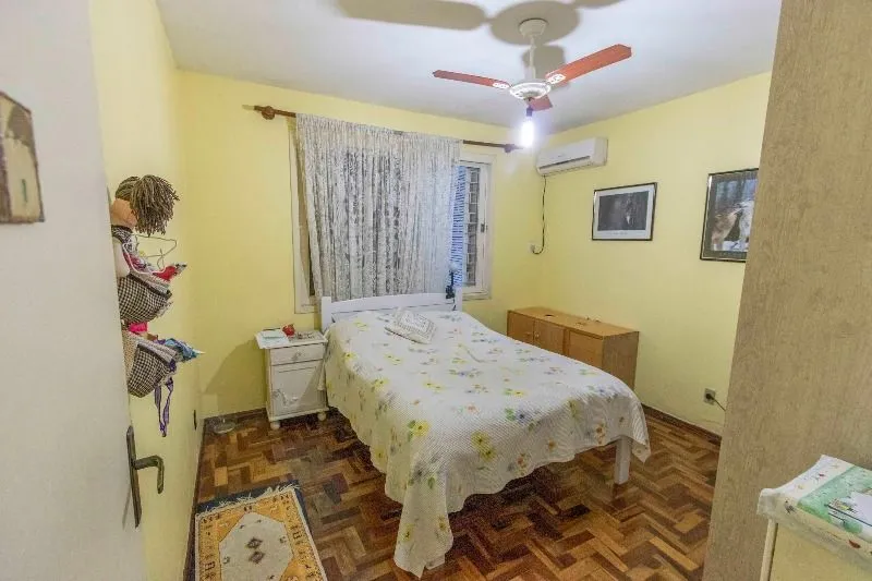 Imagem Casa para Venda - 231.72m², 4 dormitórios, sendo 1 suites, 3 vagas - Tristeza