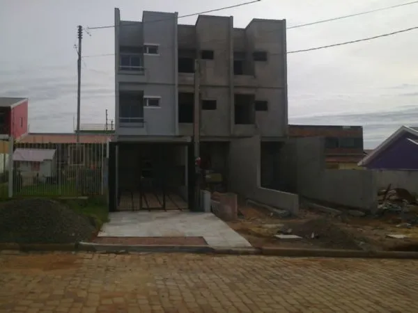 Imagem Casa para Venda - 132m², 3 dormitórios, sendo 3 suites, 2 vagas - Protásio Alves