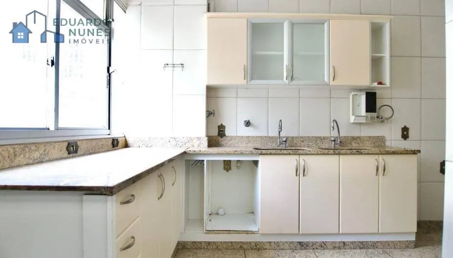 Imagem Apartamento à Venda em Lourdes | Em Frente à Praça da Assembleia |4 Quartos