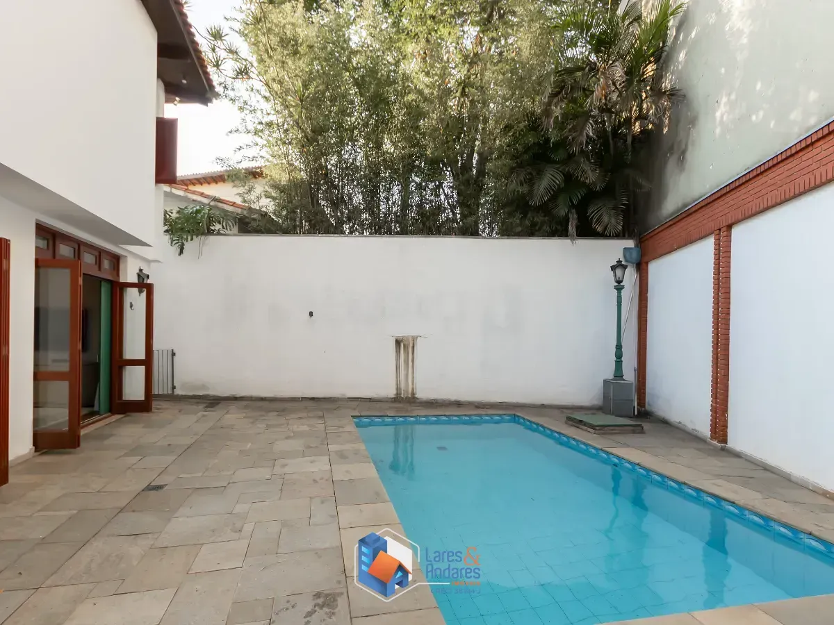 Imagem Sobrado para venda em Vila Sônia com 4 quartos, sendo 2 suítes, 301m²