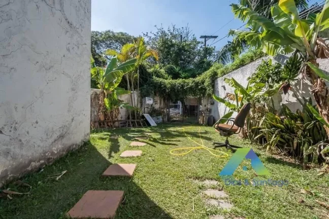 Foto do imóvel Casa com 4 Quartos e 2 banheiros à Venda, 235 m² por R$ 800.000,00