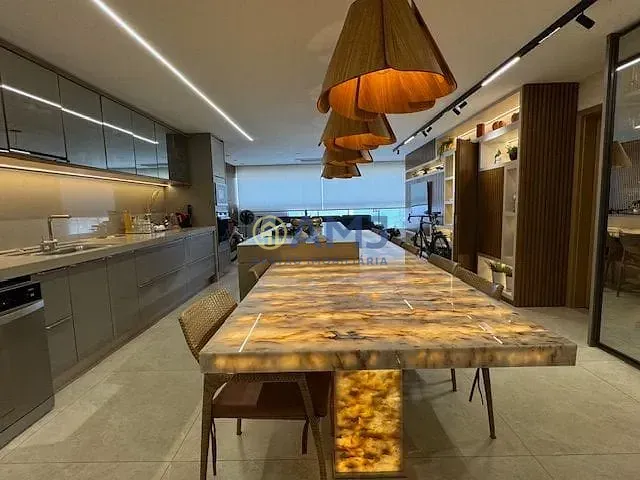 Imagem ALUGUEL DE APARTAMENTO MOBILIADO NO ED. QUINTAS DE GOYAZ - SETOR MARISTA